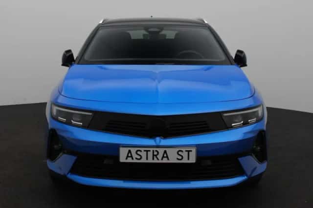 Opel Astra (2024) thumbnail 3