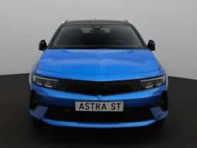 Opel Astra (2024) thumbnail 3