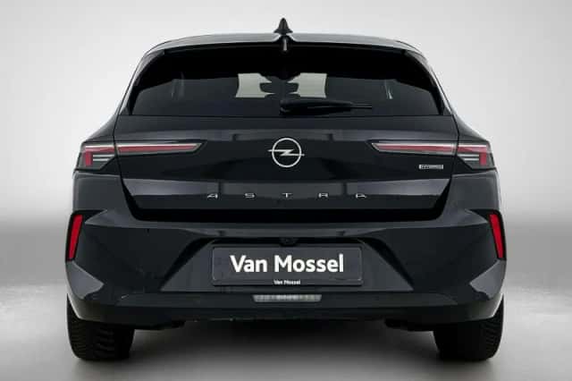 Opel Astra (2022) thumbnail 3