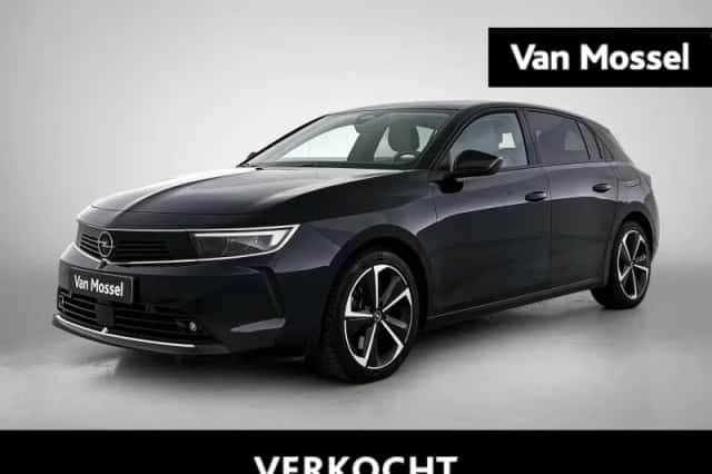 Opel Astra (2022) thumbnail 1
