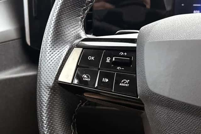 Opel Astra (2022) thumbnail 6