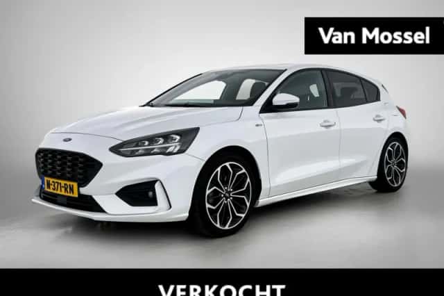 Ford Focus (2021) thumbnail 1