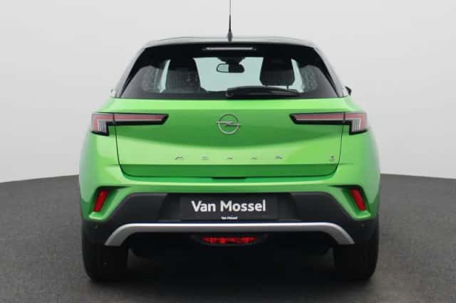 Opel Mokka-e (2023) thumbnail 5