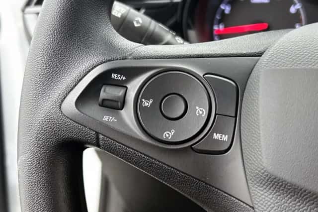 Opel Corsa (2025) thumbnail 6