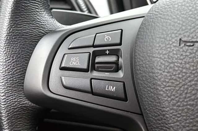 BMW X1 (2021) thumbnail 6