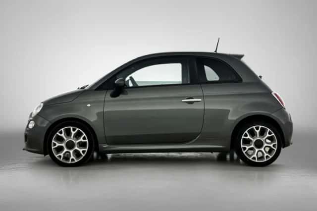 Fiat 500 (2015) thumbnail 2