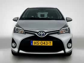 Toyota Yaris (2015) thumbnail 5