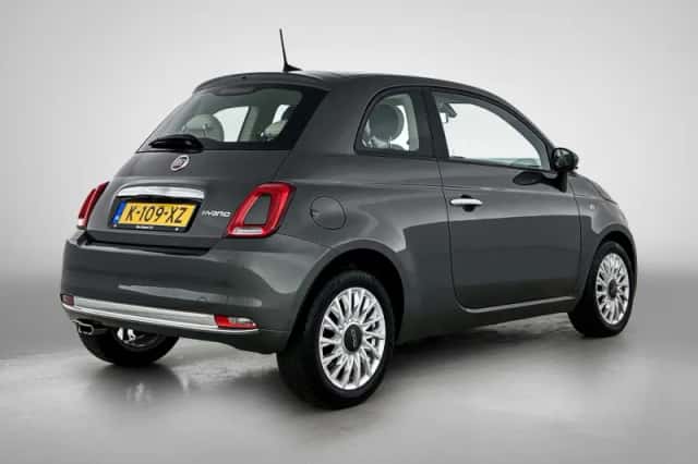 Fiat 500 (2021) thumbnail 4