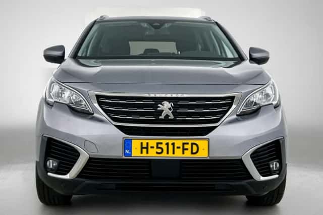 Peugeot 5008 (2021) thumbnail 5
