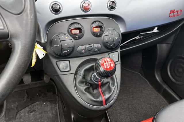 Fiat 500C (2015) thumbnail 11