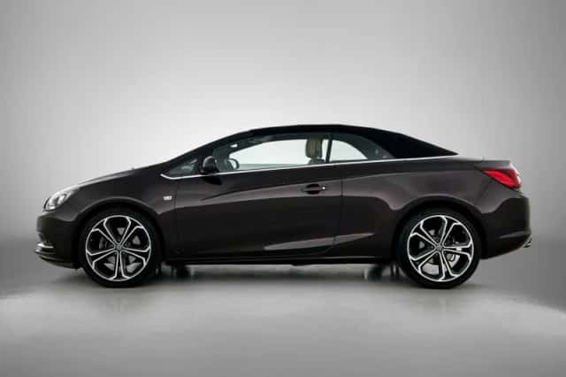 Opel Cascada (2015) thumbnail 2
