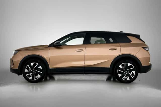 Opel Grandland (2025) thumbnail 2
