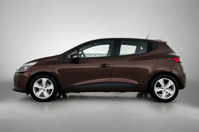 Renault Clio (2015) thumbnail 2