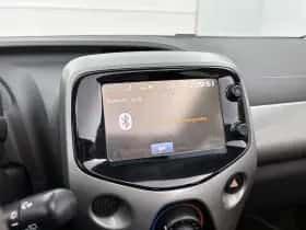 Peugeot 108 (2015) thumbnail 17