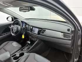Kia Niro (2018) thumbnail 22