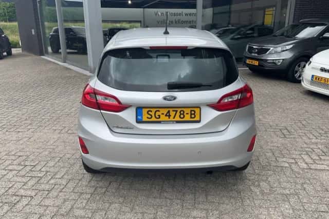 Ford Fiesta (2018) thumbnail 4