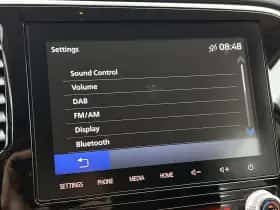 Mitsubishi Outlander (2020) thumbnail 11