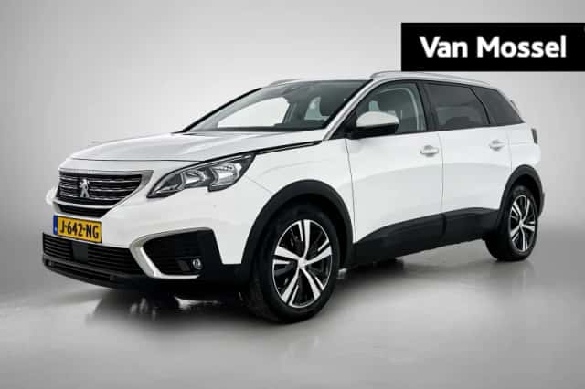 Peugeot 5008 (2018) thumbnail 1