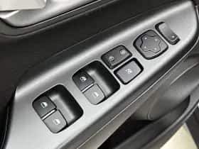 Hyundai Kona (2017) thumbnail 13
