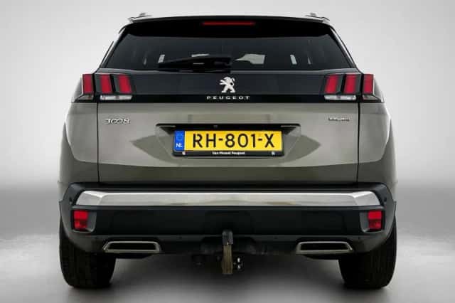 Peugeot 3008 (2017) thumbnail 3