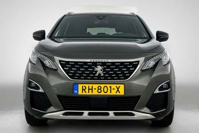 Peugeot 3008 (2017) thumbnail 5