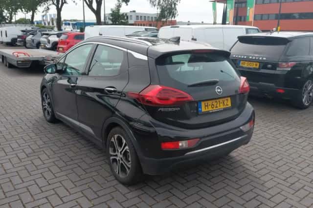 Opel Ampera-e (2020) thumbnail 2