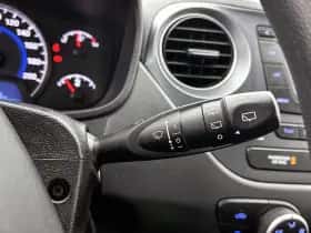 Hyundai i10 (2017) thumbnail 13