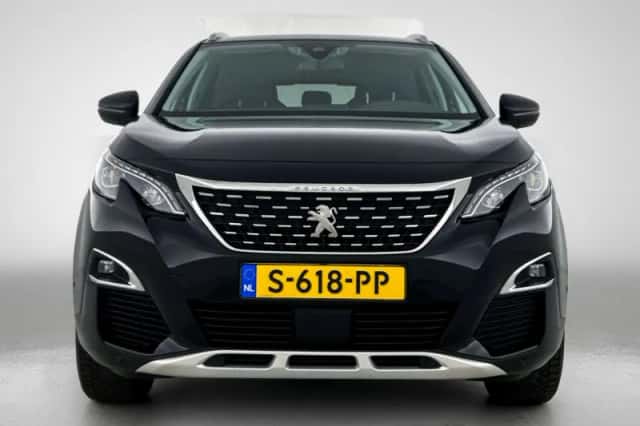 Peugeot 3008 (2020) thumbnail 5