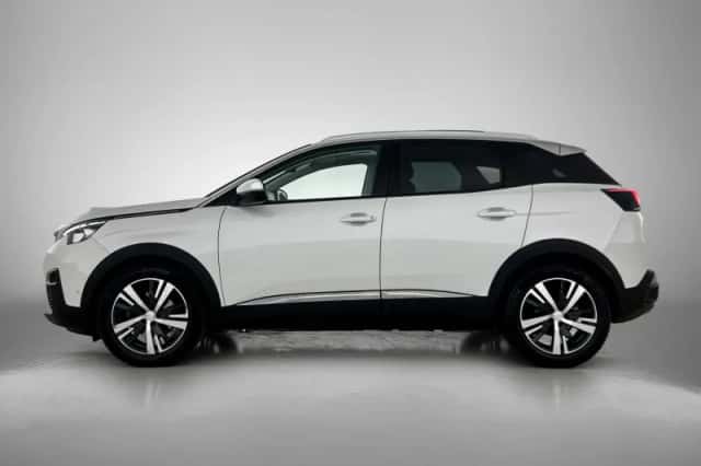Peugeot 3008 (2017) thumbnail 2