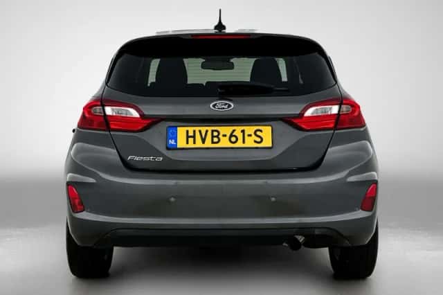 Ford Fiesta (2021) thumbnail 3