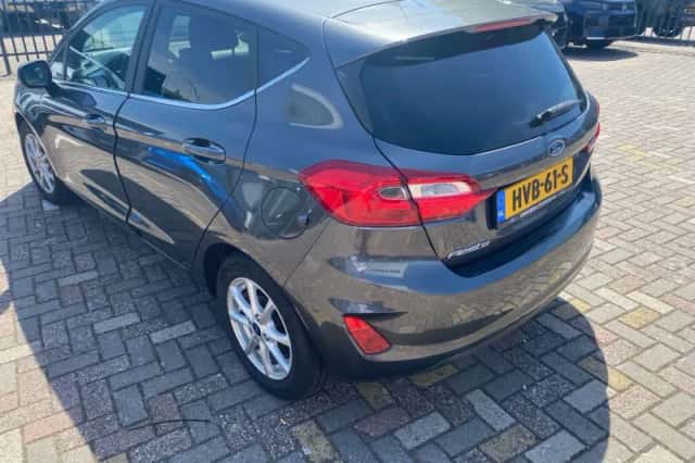 Ford Fiesta (2021) thumbnail 6