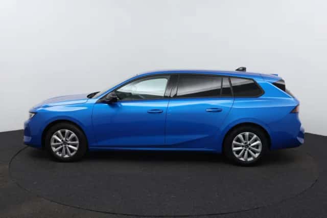 Opel Astra (2024) thumbnail 2