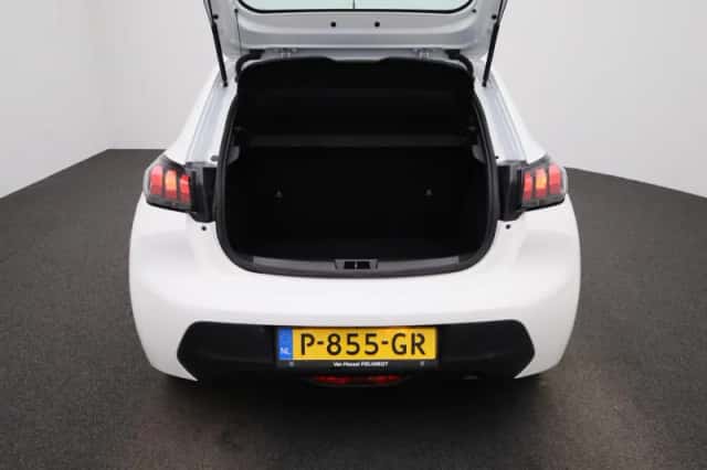 Peugeot 208 (2022) thumbnail 11
