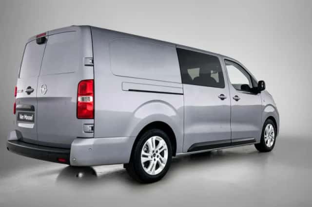 Opel Vivaro-e (2025) thumbnail 4