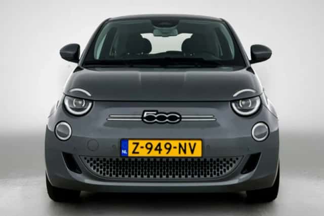 Fiat 500 (2022) thumbnail 5