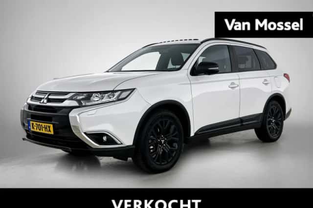 Mitsubishi Outlander (2018) thumbnail 1