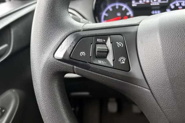 Opel Karl (2015) thumbnail 6