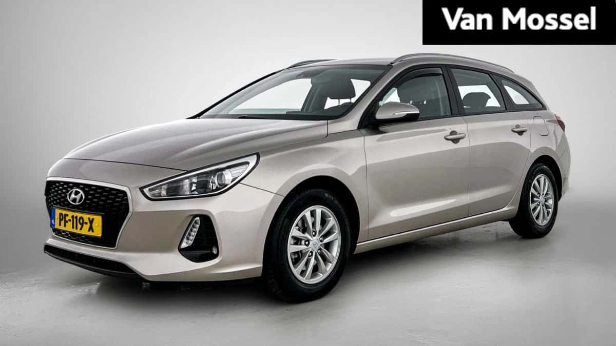 Hyundai i30 (2018) — foto 1