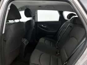 Hyundai i30 (2018) thumbnail 30