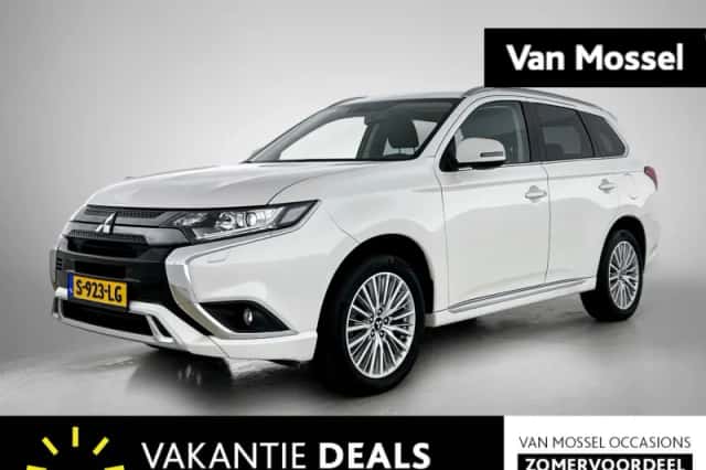 Mitsubishi Outlander (2020) thumbnail 1