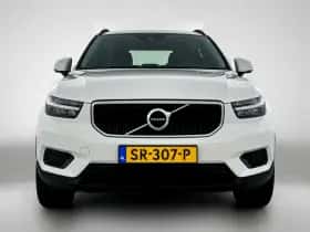 Volvo XC40 (2018) thumbnail 5