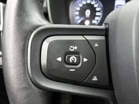 Volvo XC40 (2018) thumbnail 6