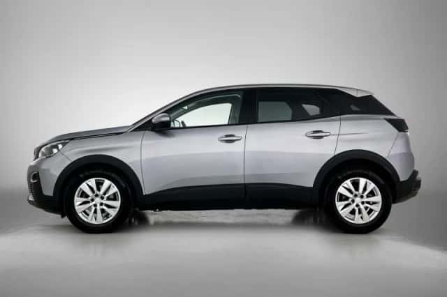 Peugeot 3008 (2020) thumbnail 2