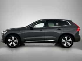 Volvo XC60 (2023) thumbnail 2