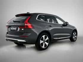 Volvo XC60 (2023) thumbnail 4