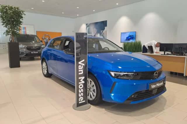 Opel Astra (2024) thumbnail 2