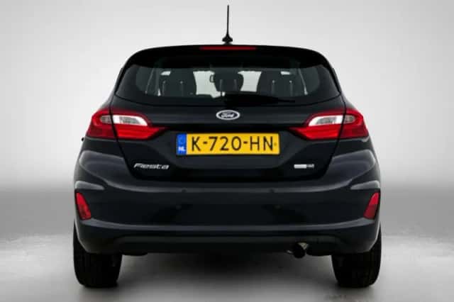 Ford Fiesta (2021) thumbnail 3
