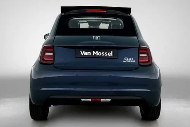 Fiat 500C (2023) thumbnail 3