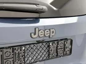 Jeep Renegade (2022) thumbnail 21