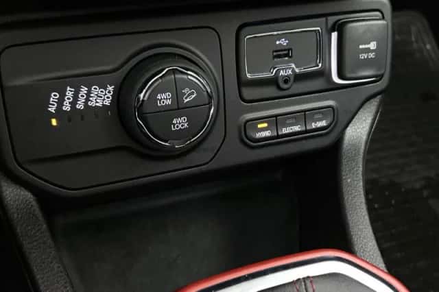 Jeep Renegade (2022) thumbnail 30